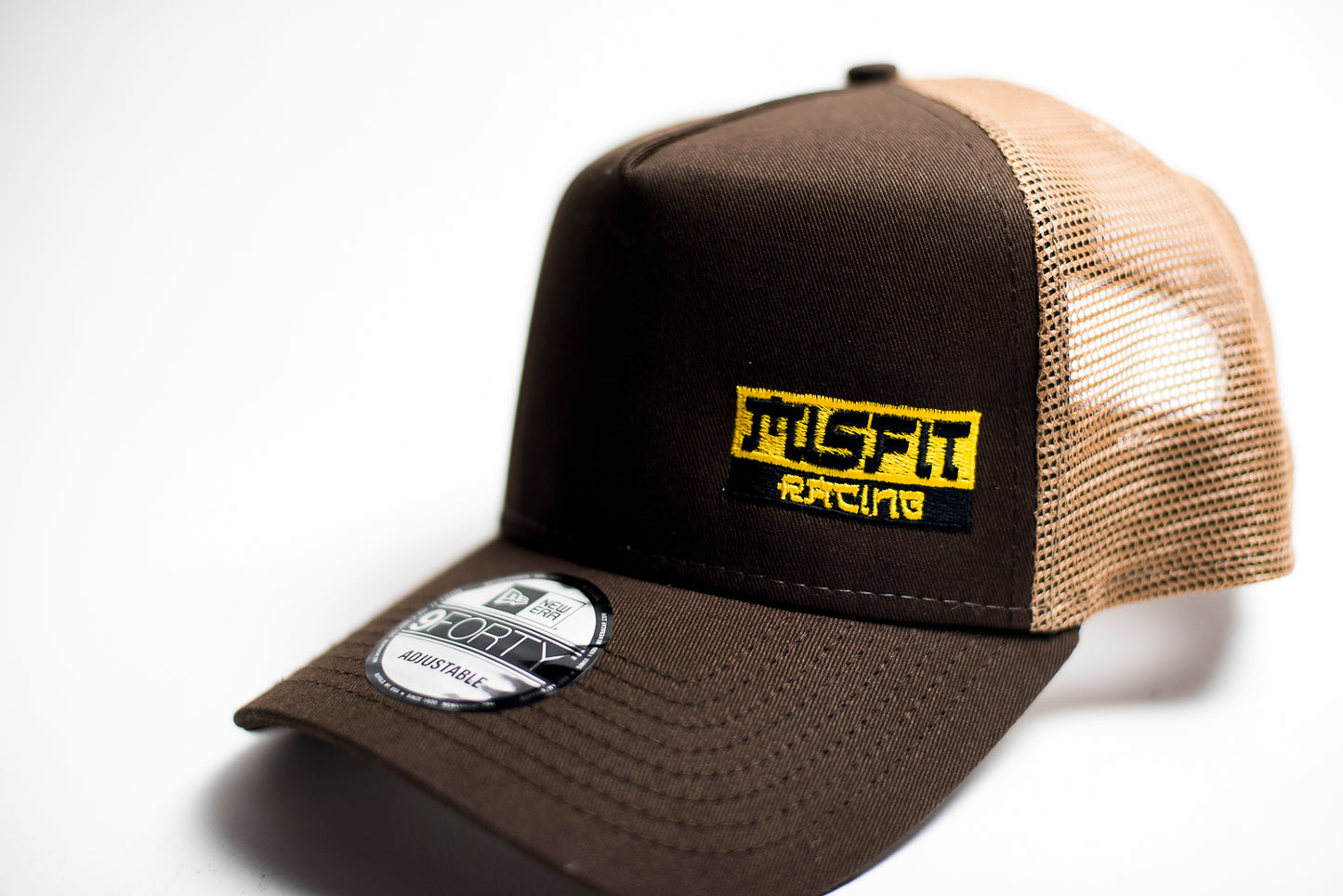 Misfit NEW ERA trucker snapback - Chocolate/Khaki